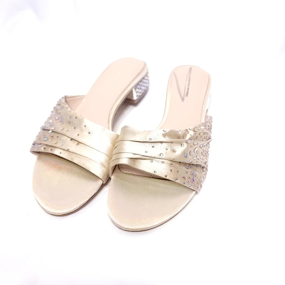 ALDO SPARKLE Slip-On 1.25" Heels - Picture 8 of 8